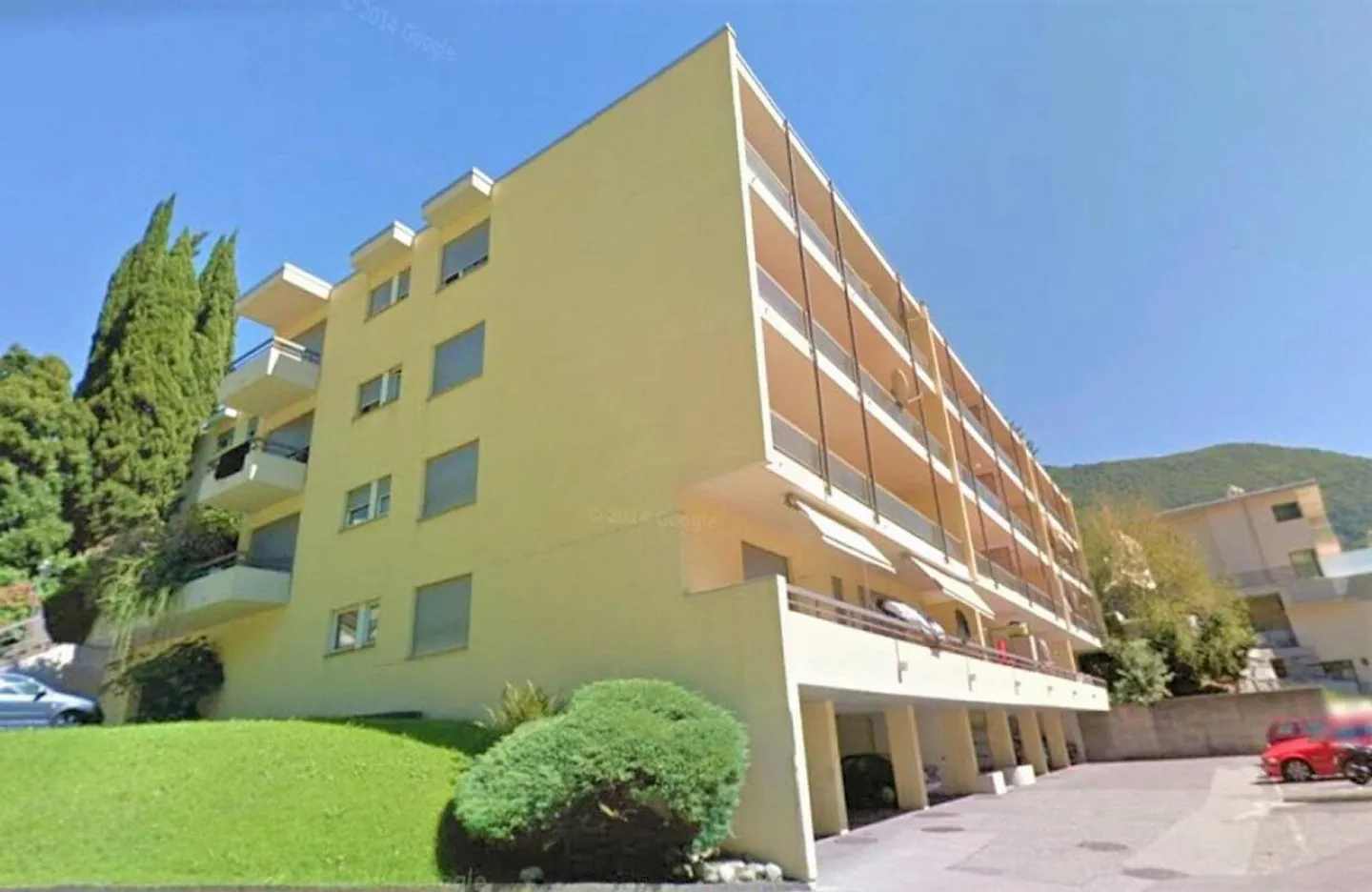 CANOBBIO | 2.5 LOCALI IN PIOSIZIONE STRATEGICA - Foto 3 di 3