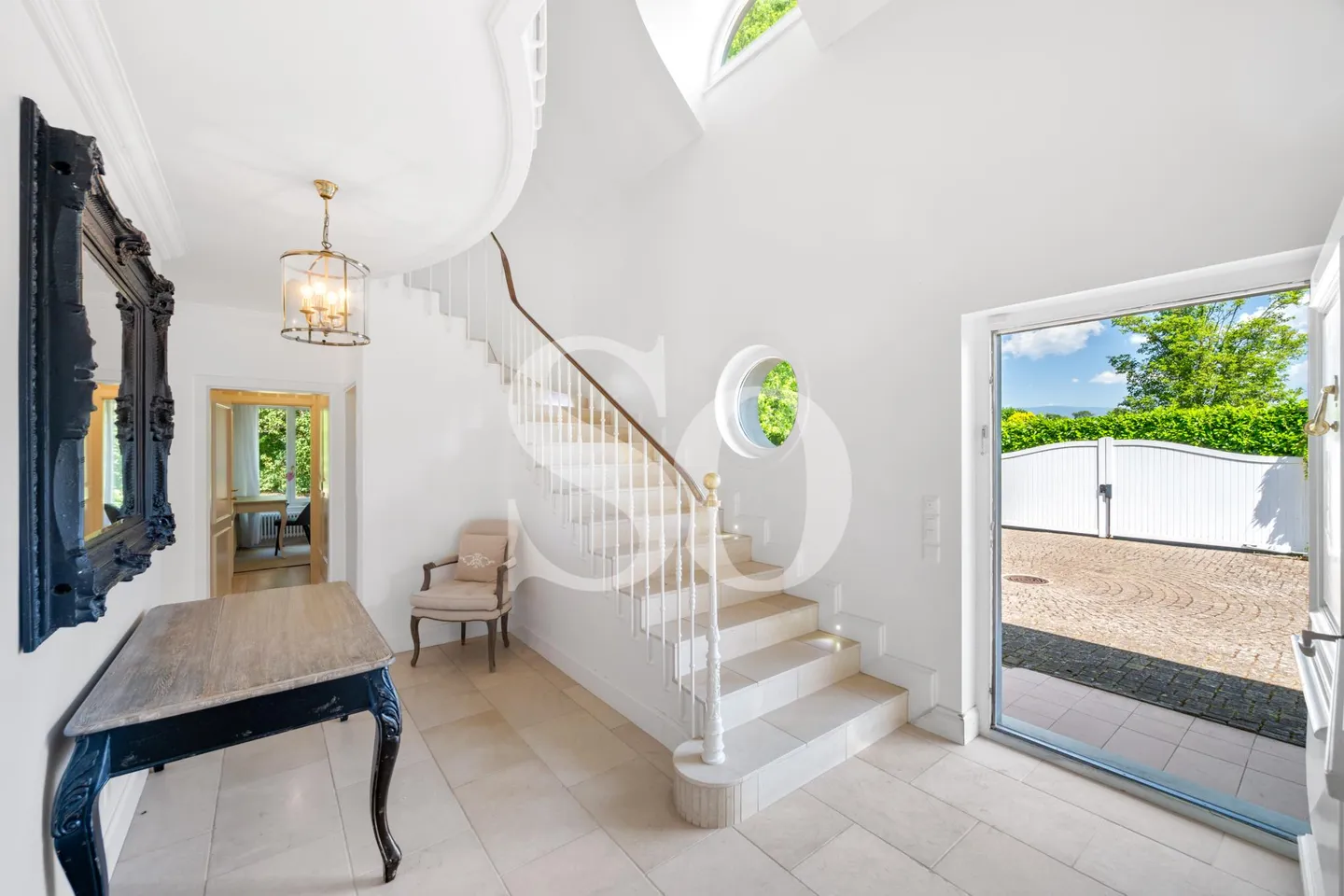 Esclusività: Elegante Villa Chiavi in Mano a Founex - Foto 2 di 14