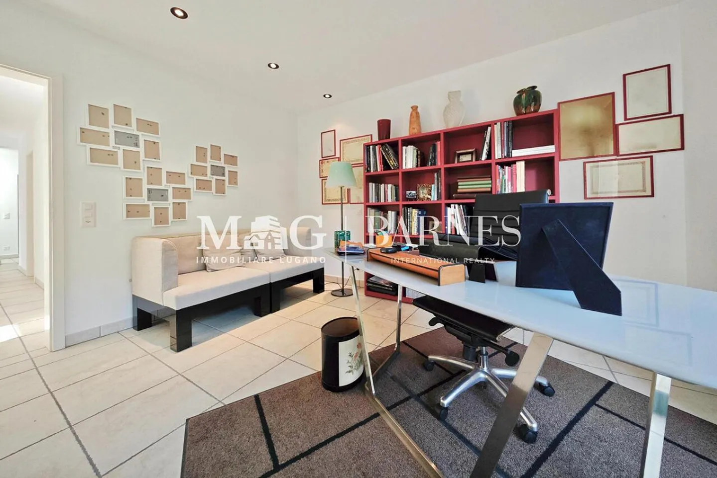 Charming Villa with Pool - Photo 8 of 12