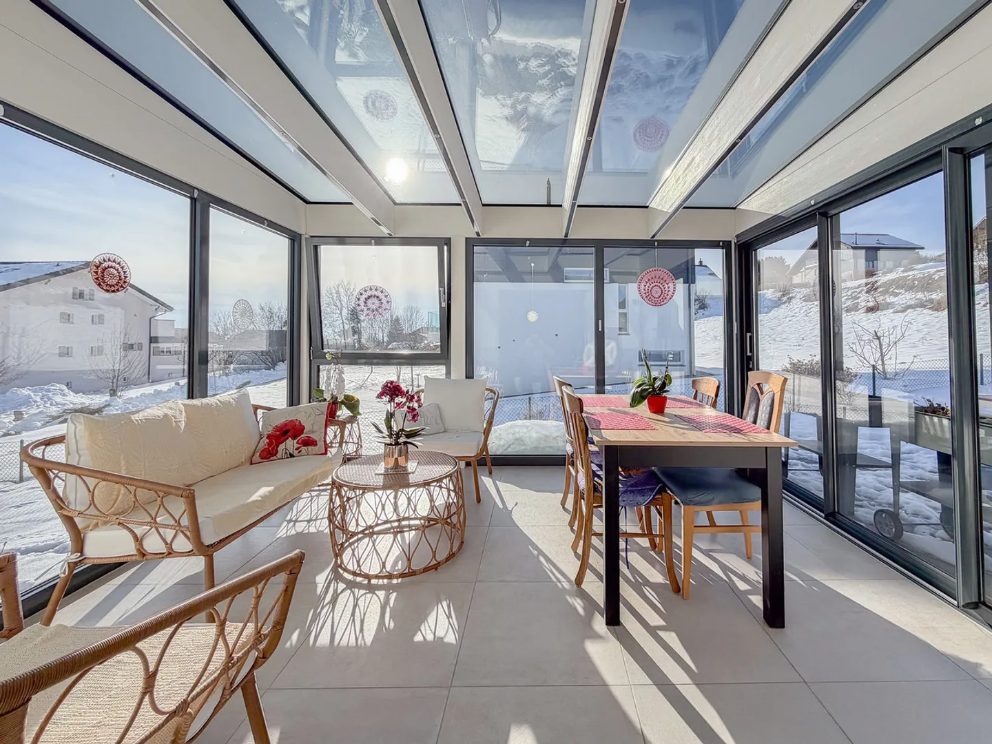 Maison Contiguë Moderne avec Vue - Photo 2 sur 13