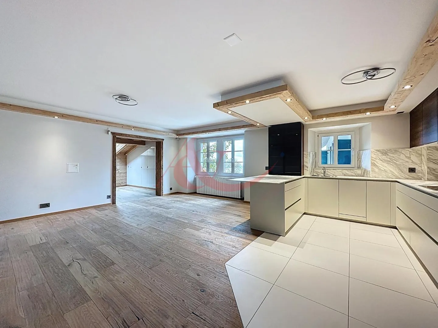 Modern Apartment with Lake View - Photo 3 of 7