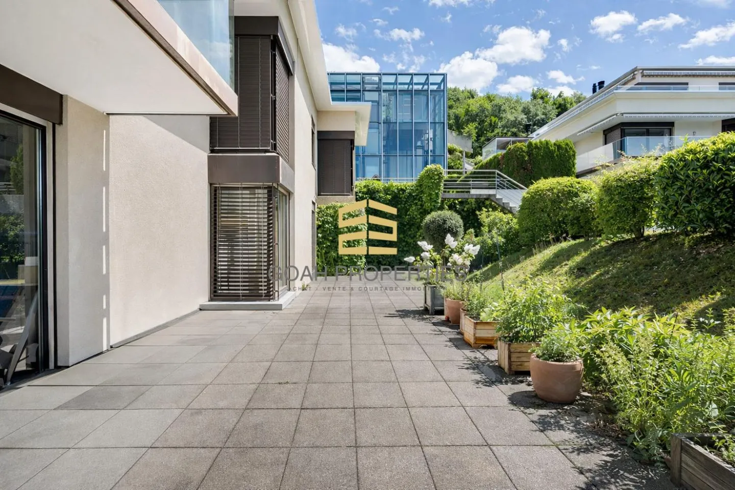 Magnifico appartamento di 4,5 locali con vista e terrazza di 120 m² - Foto 1 di 11