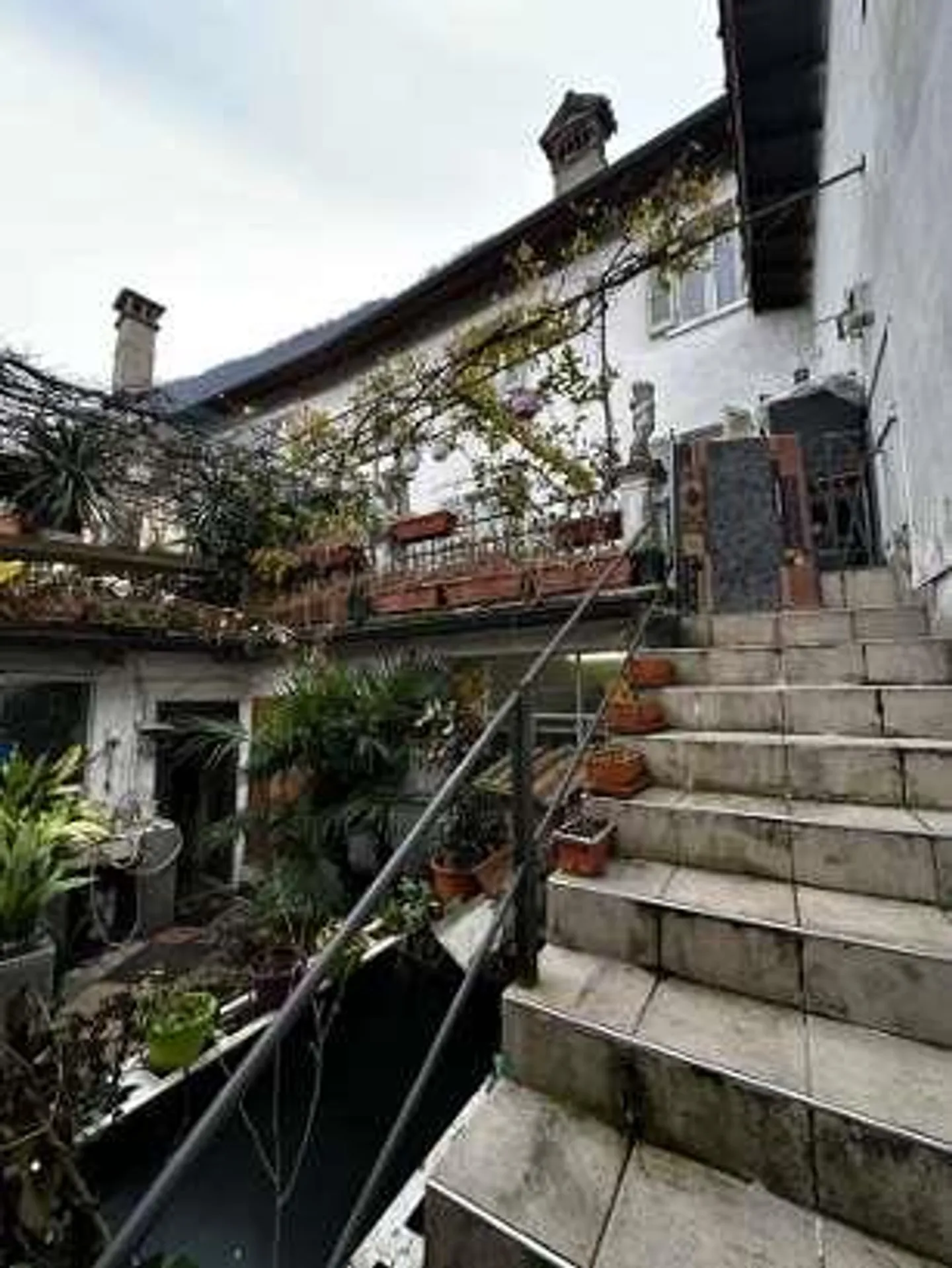 Capolago - Building to be renovated with private courtyard, ter - Photo 4 of 4