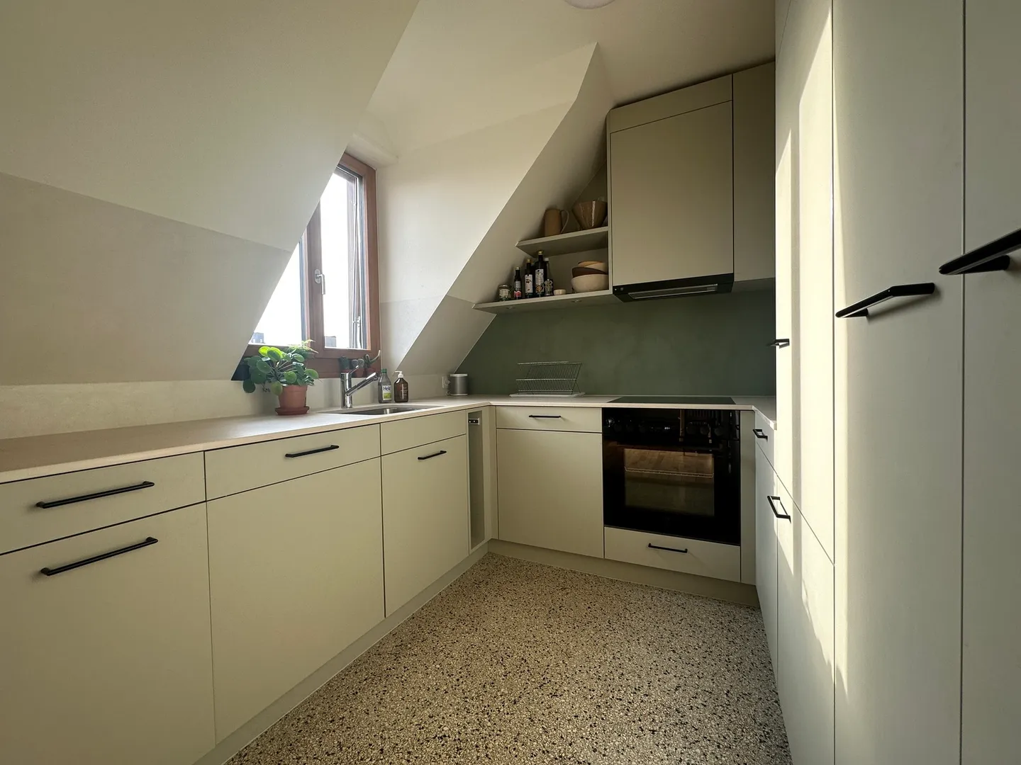 3½ ROOM APARTMENT IN BASEL - ISELIN, FURNISHED, TEMPORARY - Photo 3 of 10