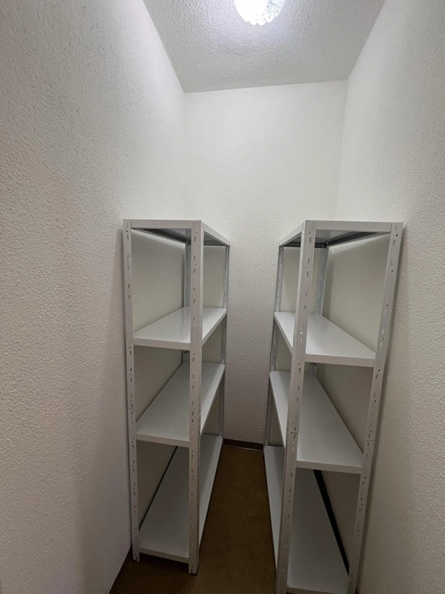 Limitato fino al 30.11.2027 / Incantevole appartamento di 3,5 locali a Brüttisellen in affitto - Foto 11 di 12