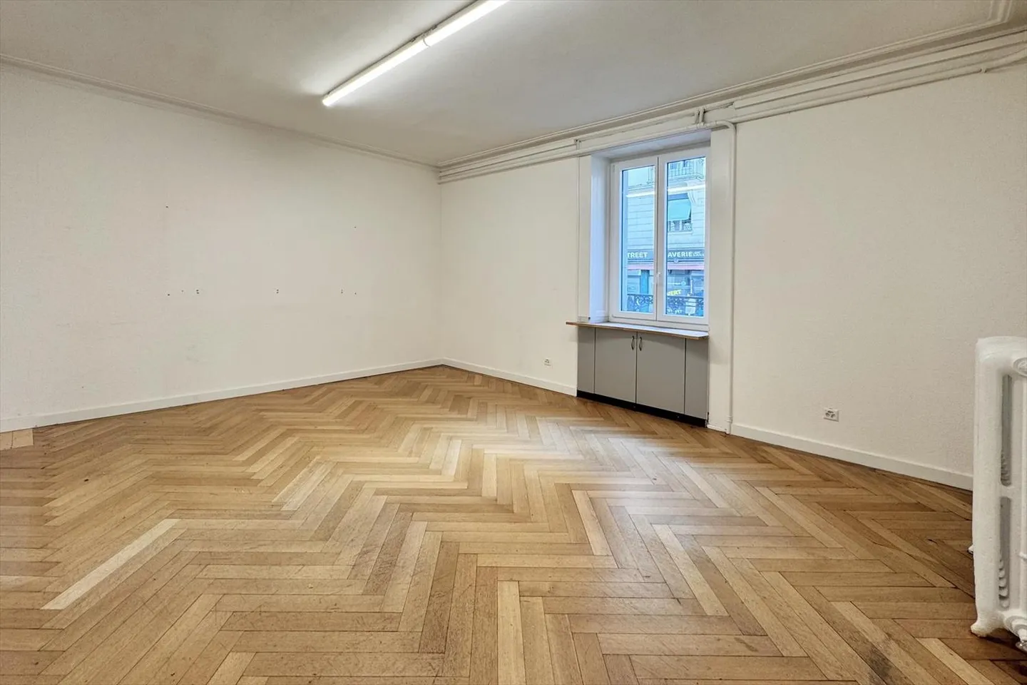 Office - Photo 2 of 8