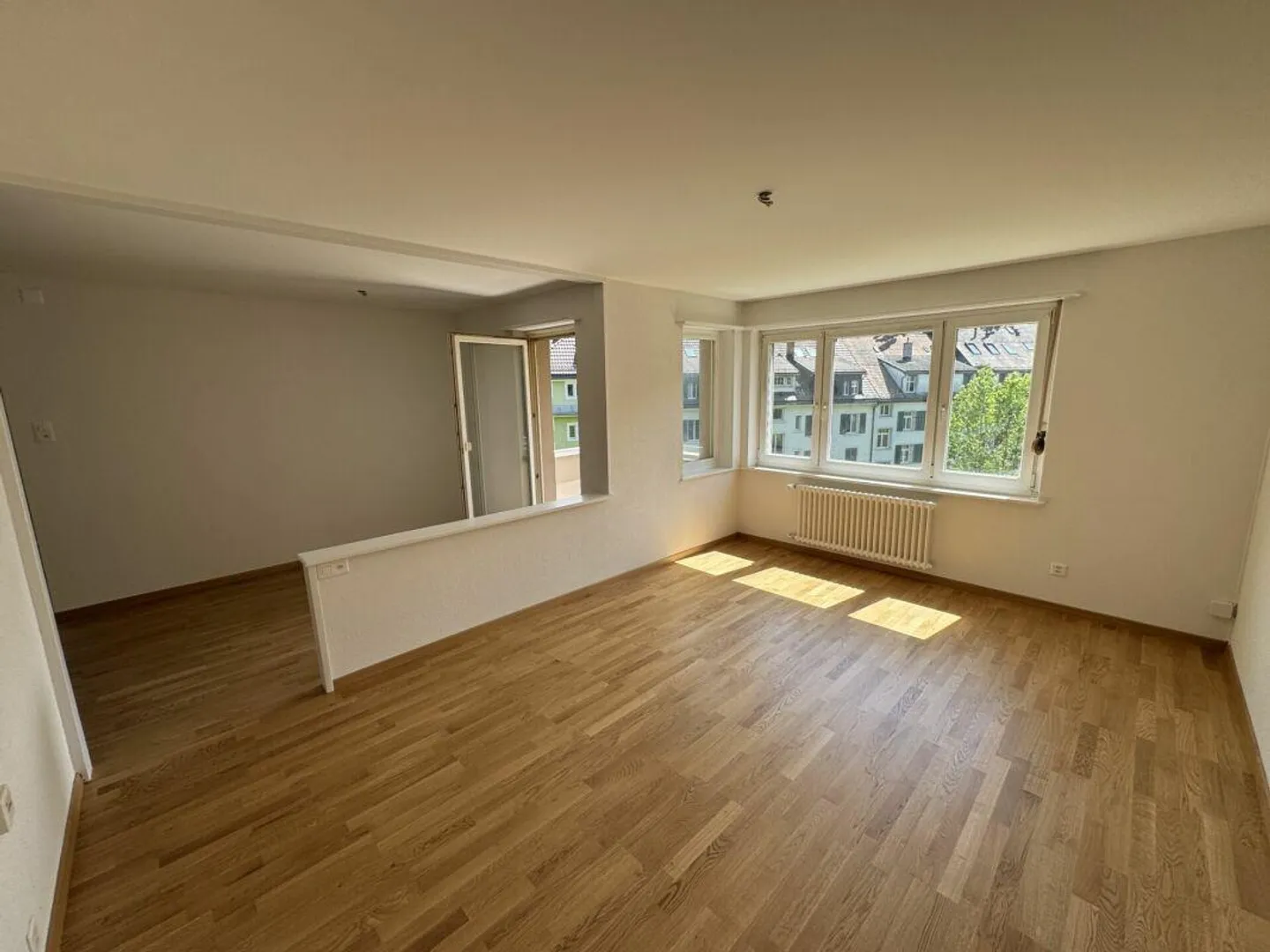 Charming 3.5-room apartment on the 1st floor. - Photo 1 of 8