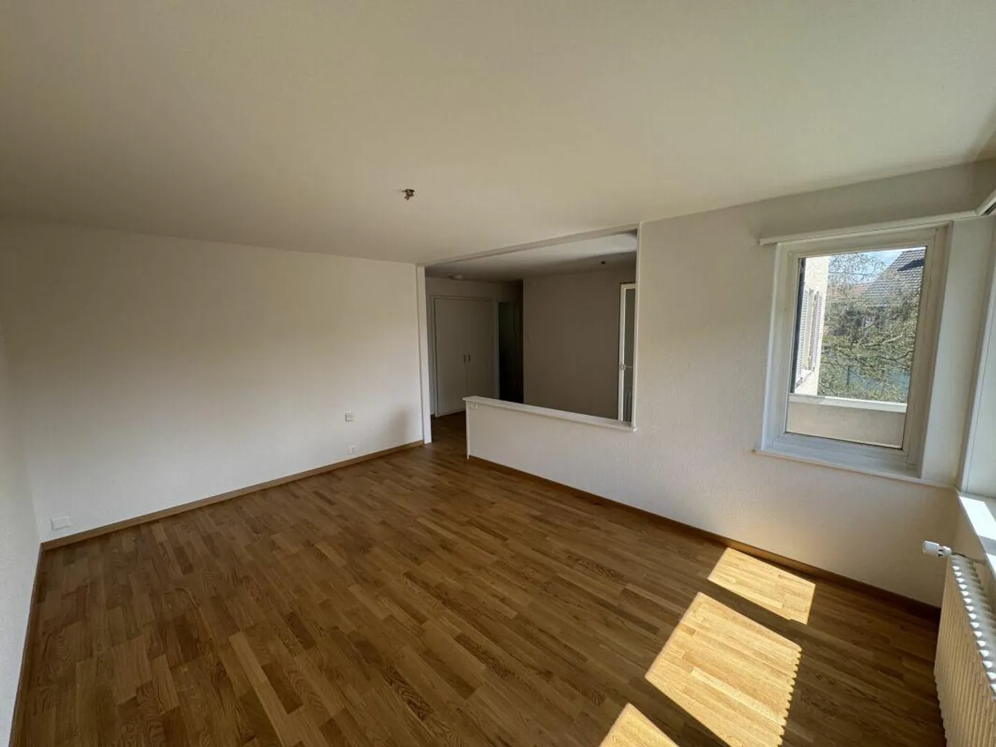 Charming 3.5-room apartment on the 1st floor. - Photo 2 of 8