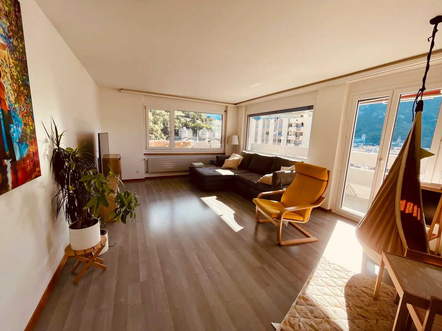 Über den Dächern der Stadt - wohnen mit Stil und Ausblick - Foto 3 von 9