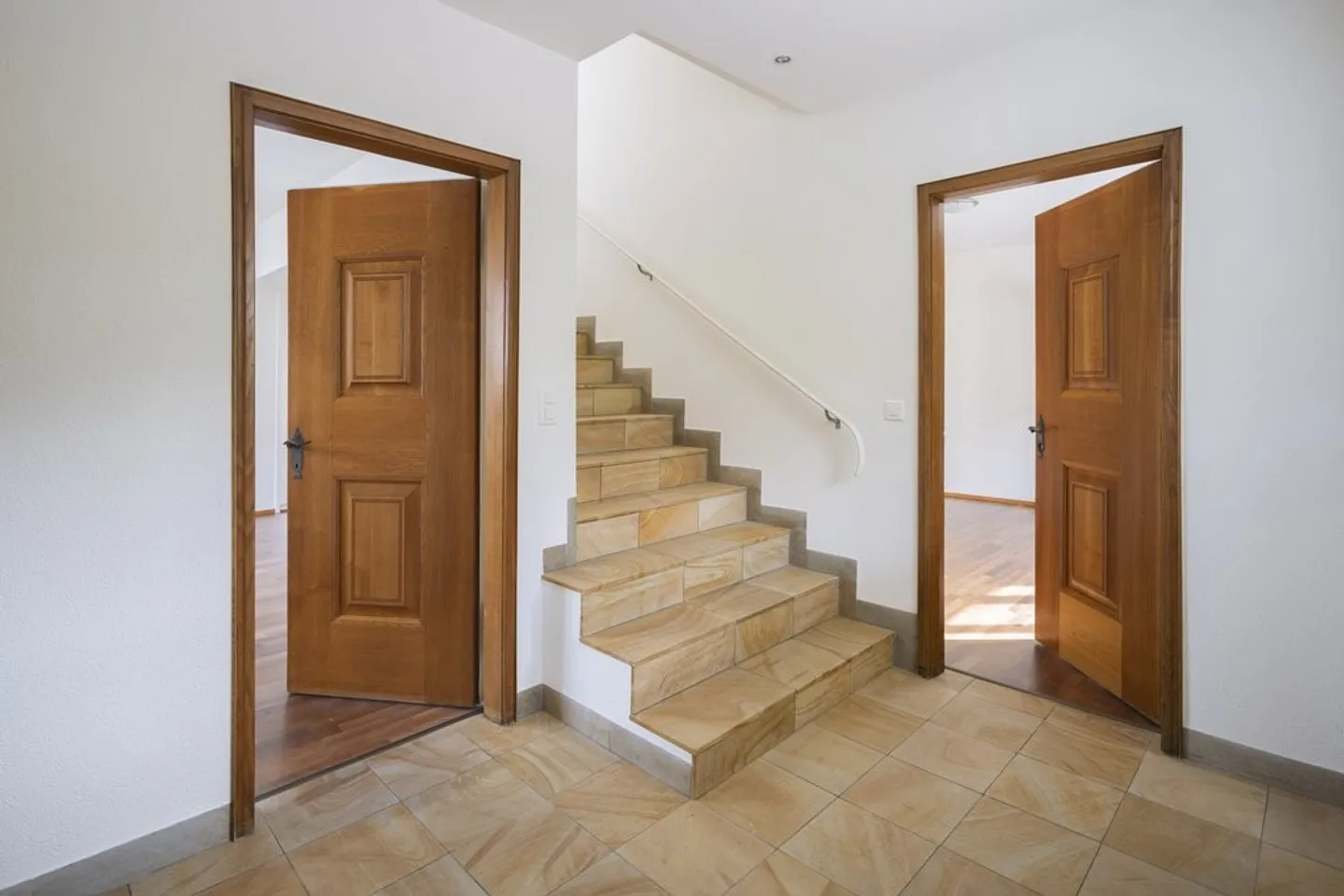 Charmantes Einfamilienhaus mit Seeblick - Foto 11 von 12
