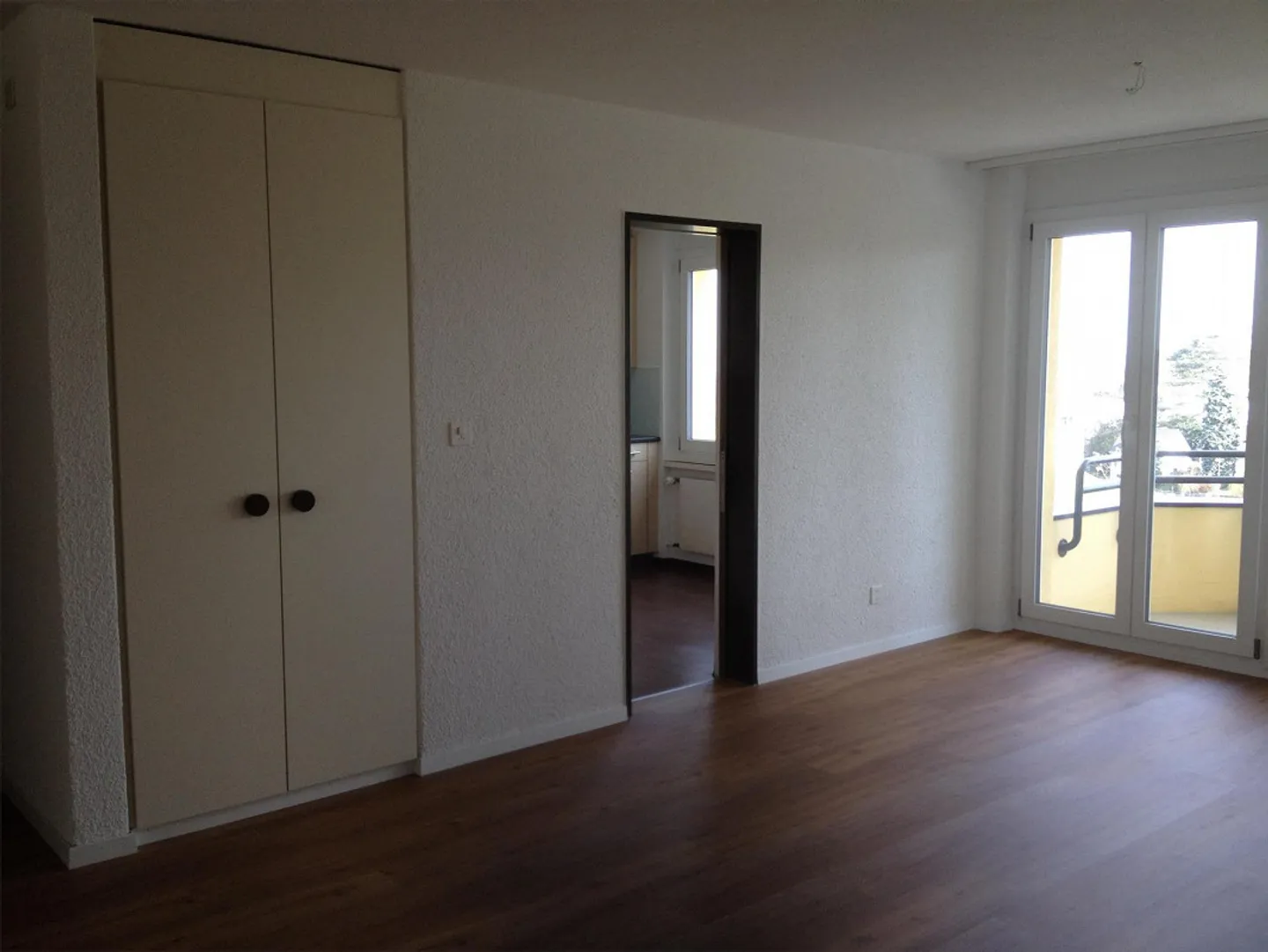 Appartement 5-1/2 pièces avec vue imprenable sur le lac et au loin - Photo 23 sur 28