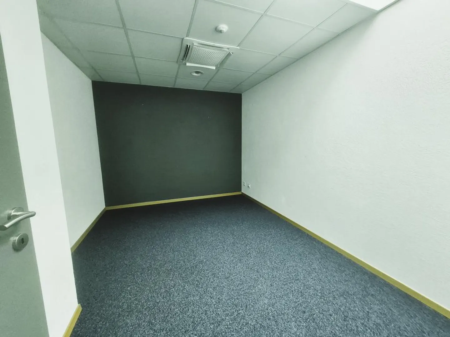 Geräumiges Büro in Conthey - Foto 9 von 11