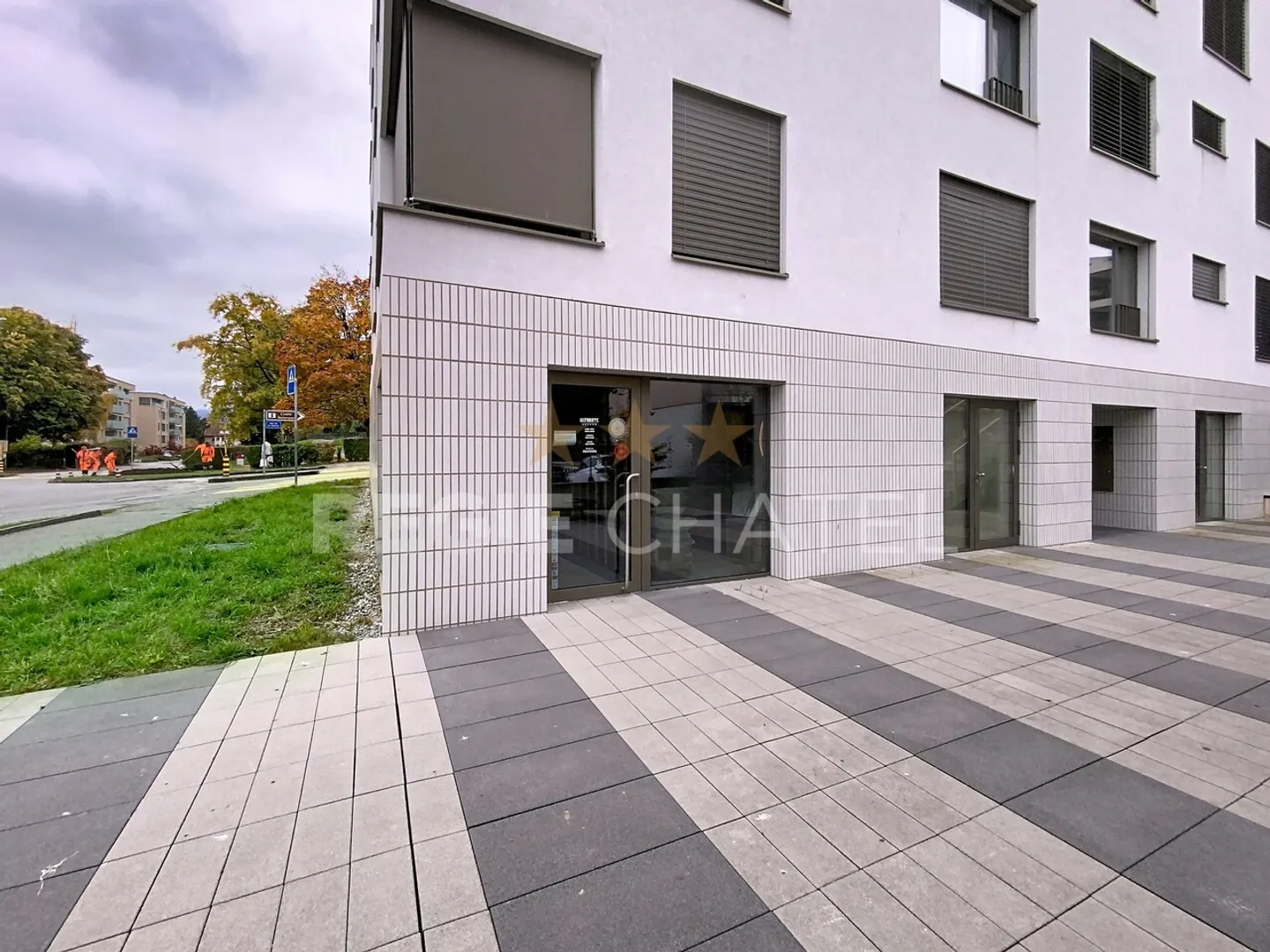 Industrie 1 pièce - Photo 2 sur 4