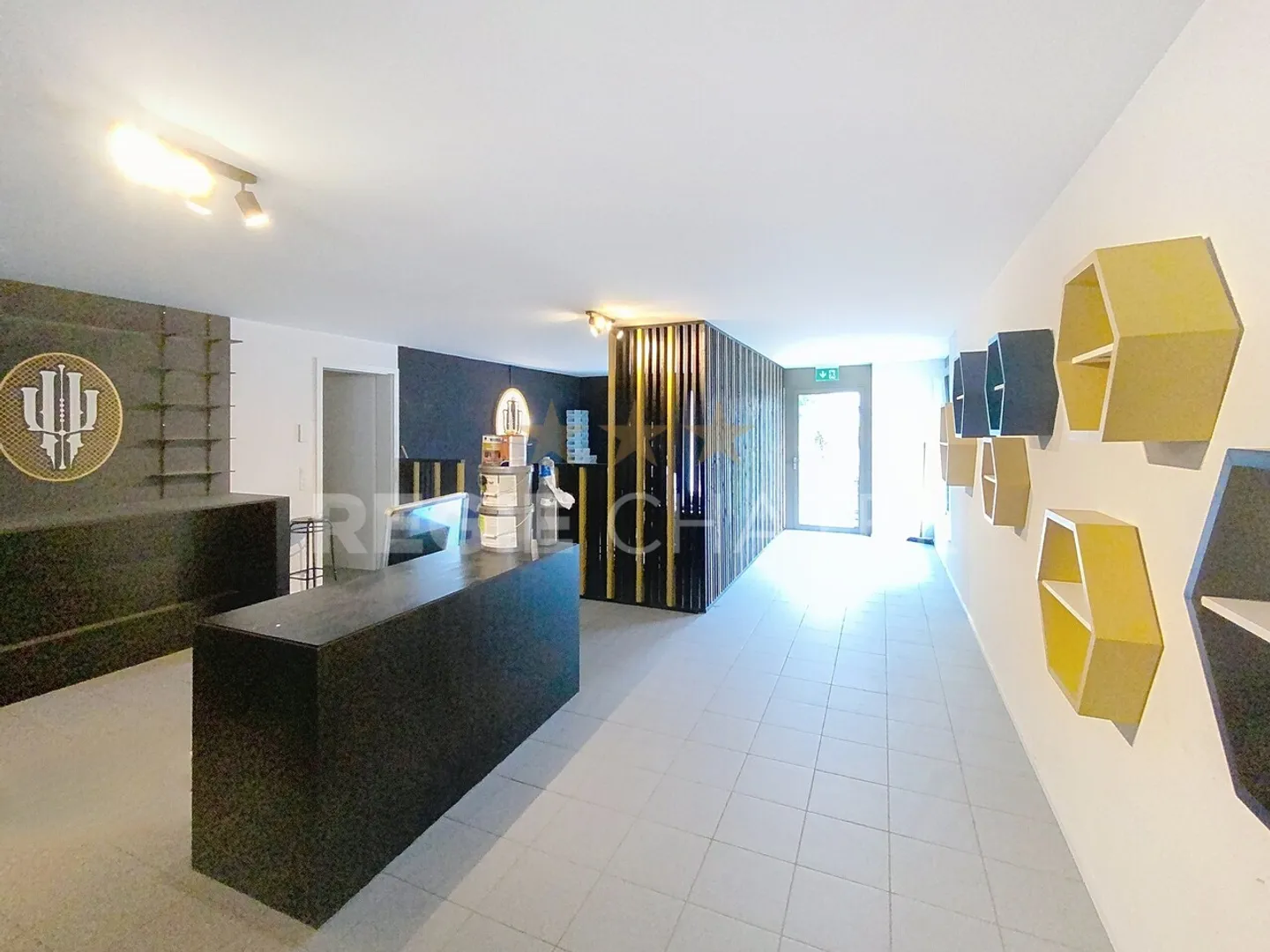 Industrie 1 pièce - Photo 3 sur 4