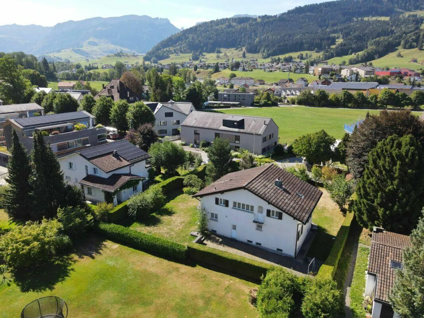 Aussergewöhnliches Familienhaus - Foto 9 von 11