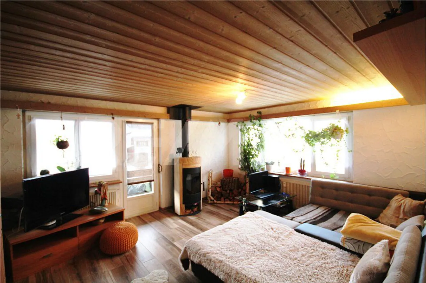 4 ½ Zimmerwohnung im 2. Obergeschoss mit Einzelgarage - Foto 5 von 10