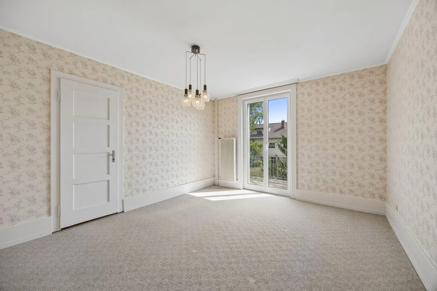 Vielseitiges Dreifamilienhaus mit viel Umschwung und grossem Potenzial - Photo 7 of 15