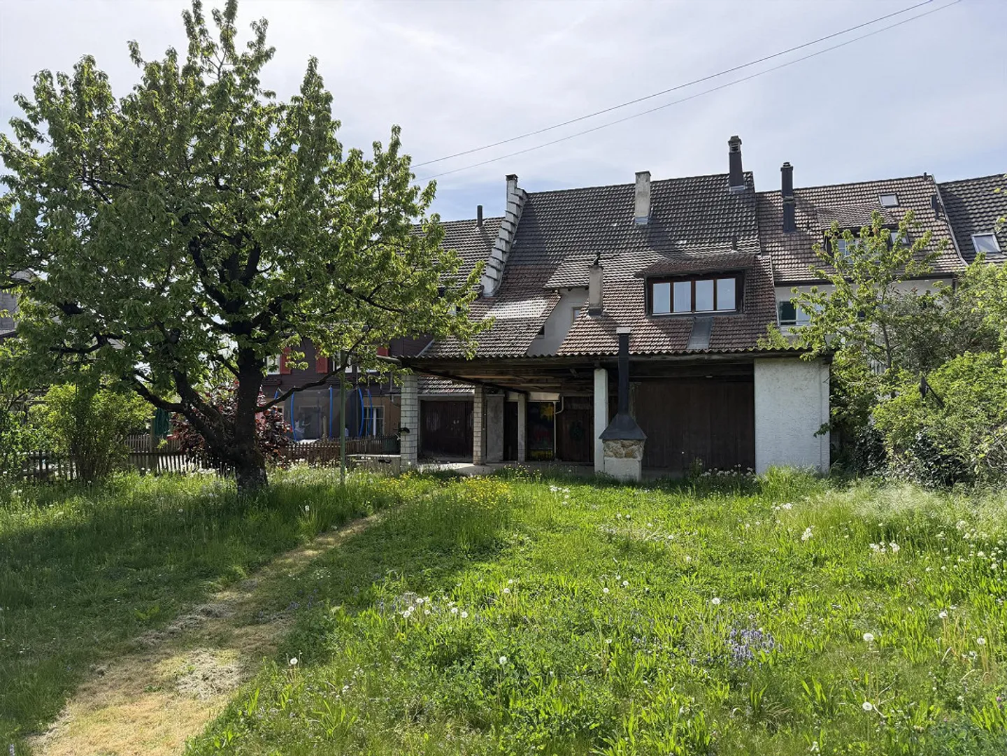 Charmantes Duplex mit Garten - Foto 1 von 17