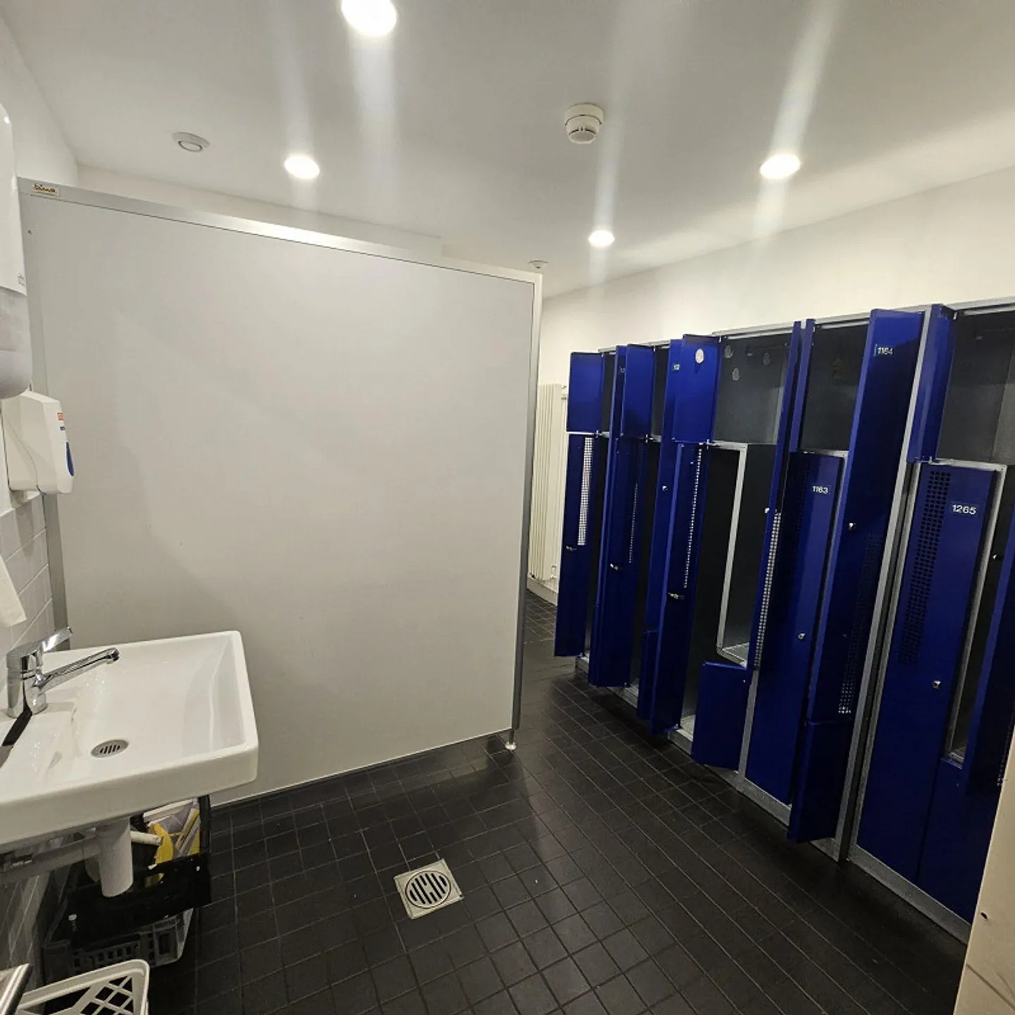 Spazio gastronomico attraente alla stazione di Sciaffusa – K innovativo... - Foto 8 di 12