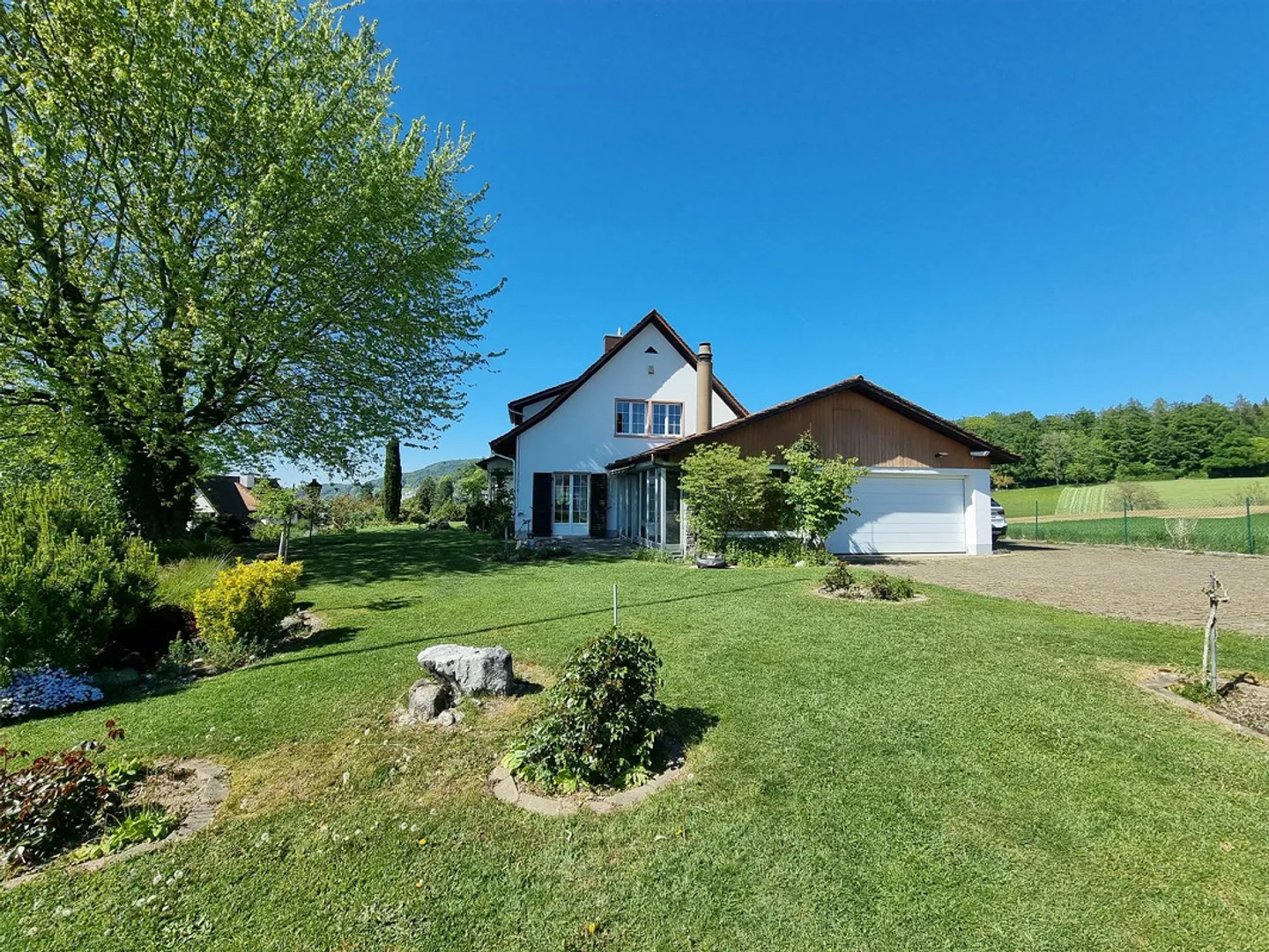 Villa di campagna di 8,5 stanze nella migliore posizione con grande giardino - Foto 8 di 10