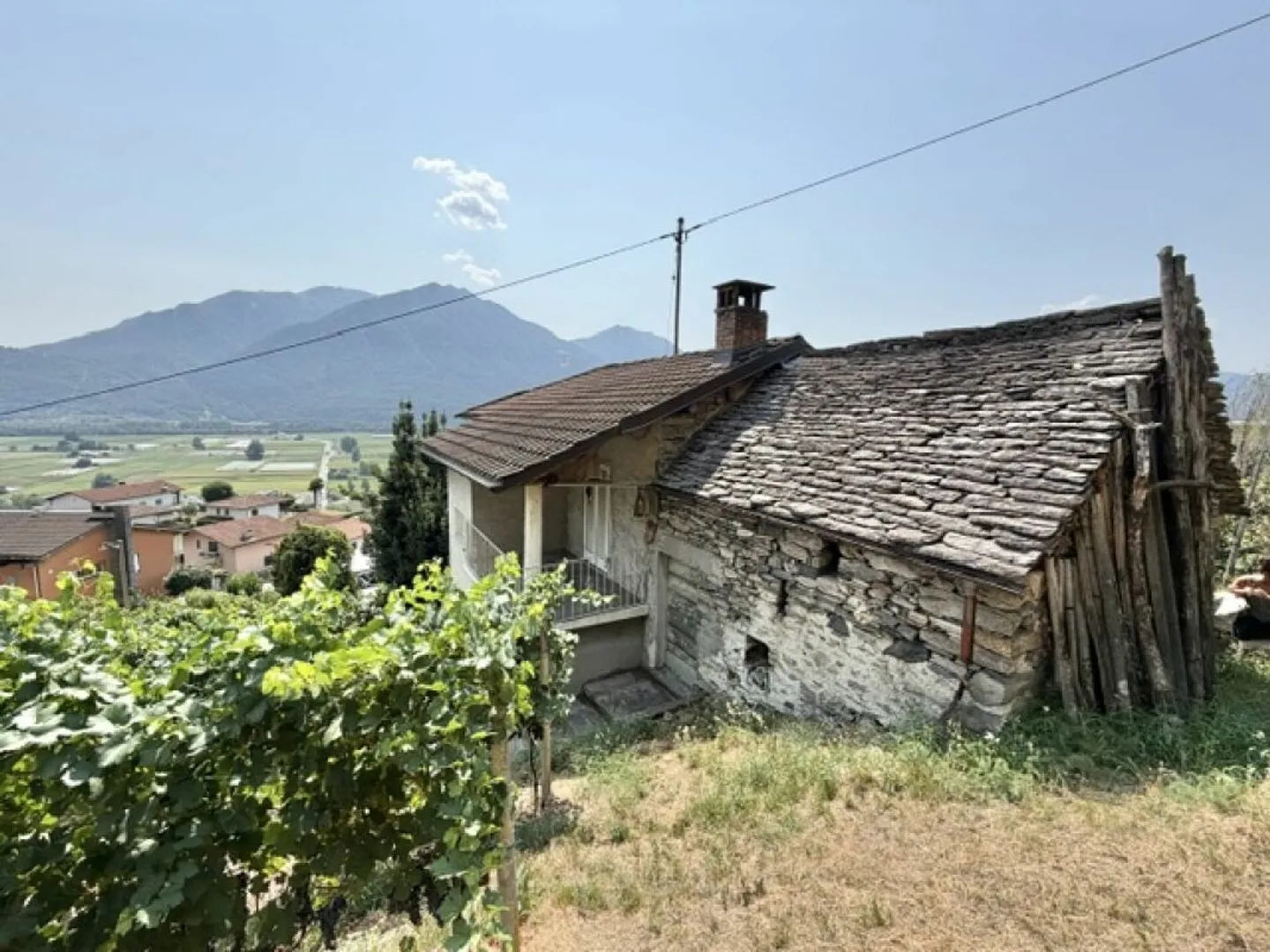 À VENDRE À LAVERTEZZO - TERRAIN À BATIR AVEC VUE SUR LA PLAGE DE MAGADINO ET LE LAC MAJOR - Photo 5 sur 23