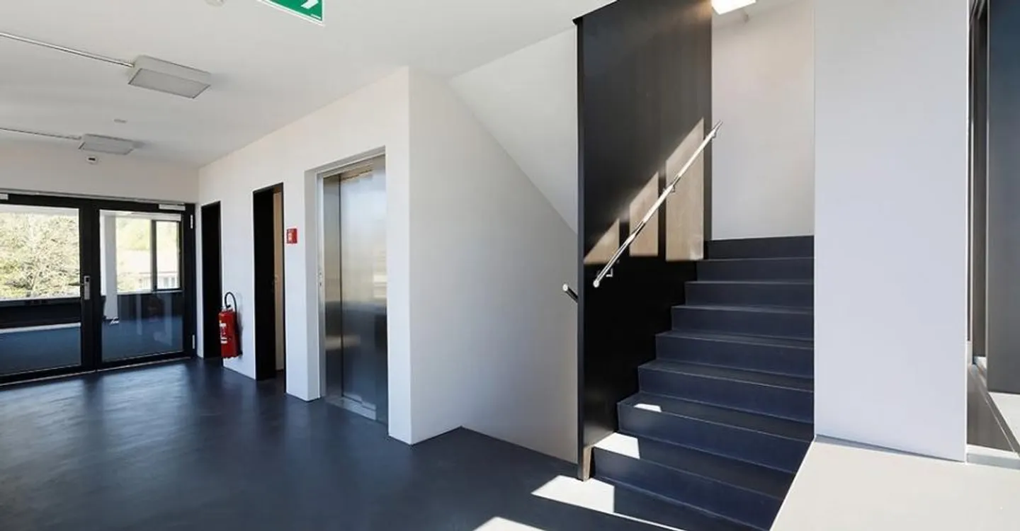 Modernes Büro in Muri-Gümligen - Foto 4 von 8