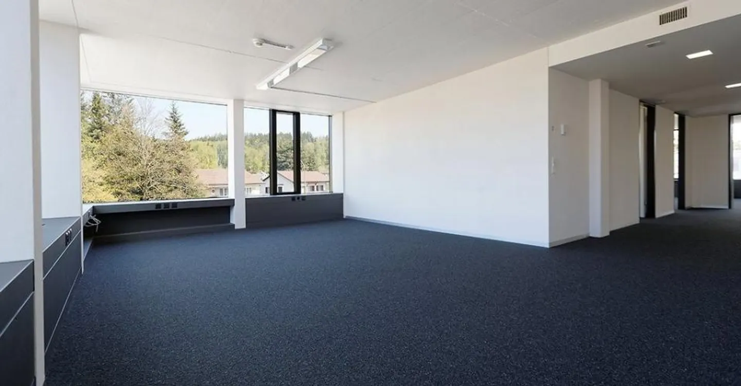 Modernes Büro in Muri-Gümligen - Foto 5 von 8