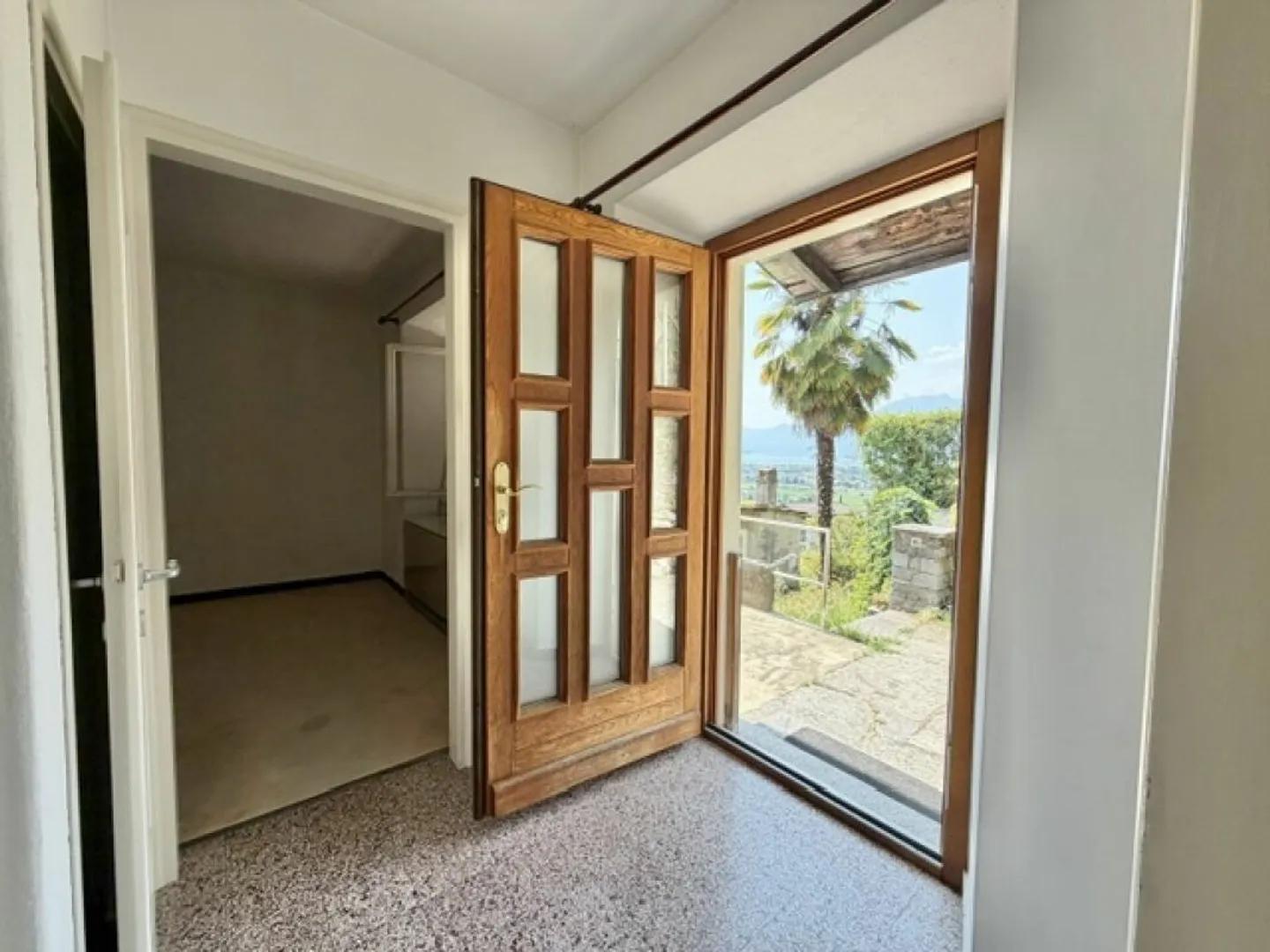 À VENDRE À LAVERTEZZO - TERRAIN À BATIR AVEC VUE SUR LA PLAGE DE MAGADINO ET LE LAC MAJOR - Photo 20 sur 23