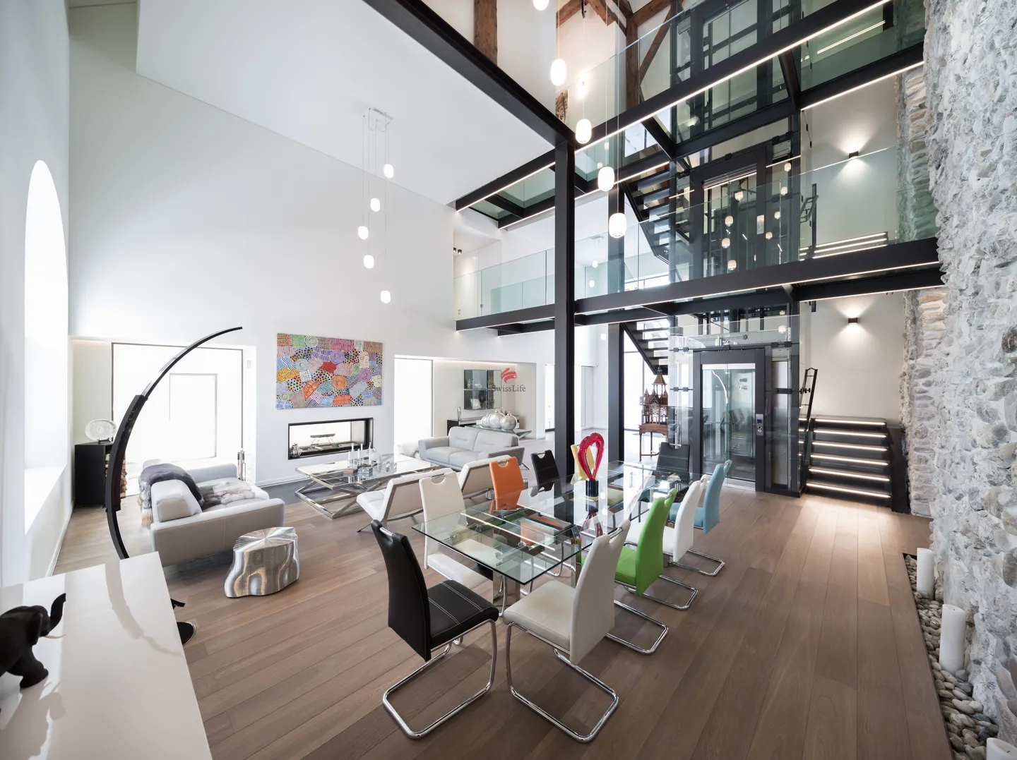 A historical masterpiece transformed into a prestigious residence - Photo 2 of 7