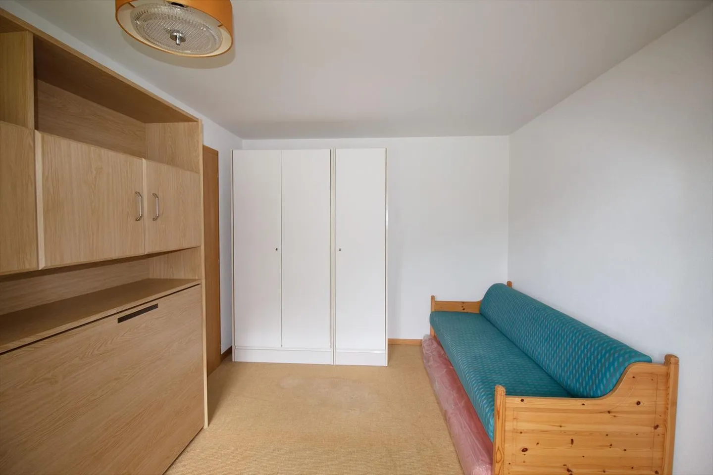 «Appartementhaus SUNHILL, helles 2.5 Zimmerwohnung mit sonniger Terrasse Süd-Ost» - Foto 8 von 12