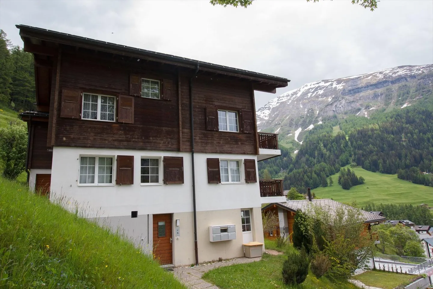 «Appartementhaus SUNHILL, helles 2.5 Zimmerwohnung mit sonniger Terrasse Süd-Ost» - Foto 12 von 12