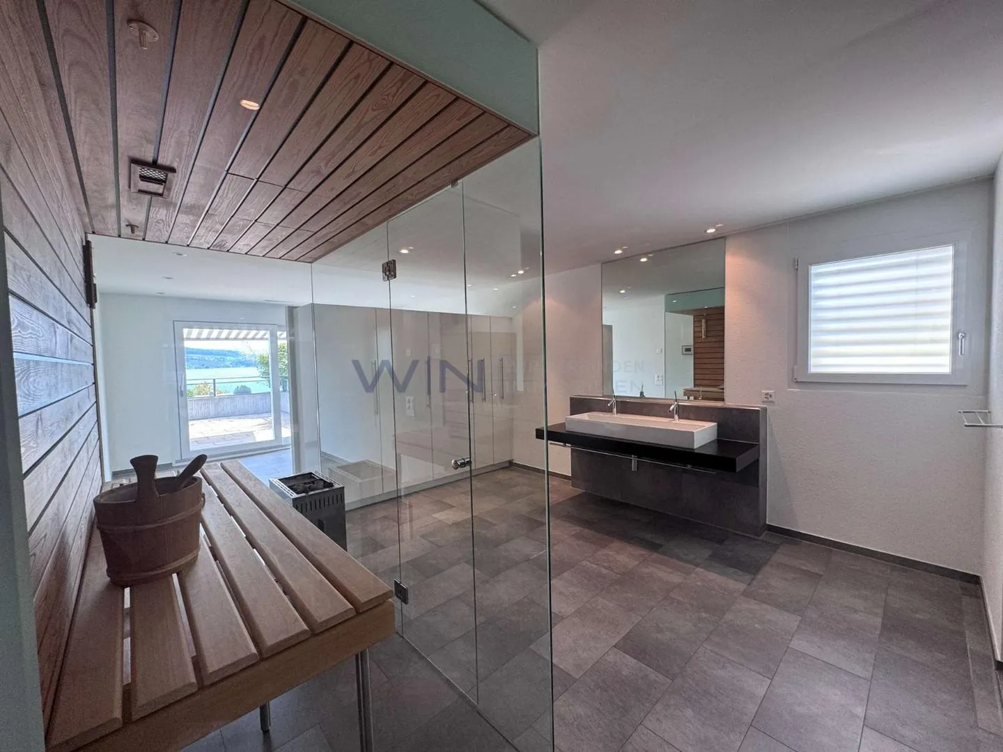 Appartamento di Lusso con Vista Lago - Foto 5 di 13