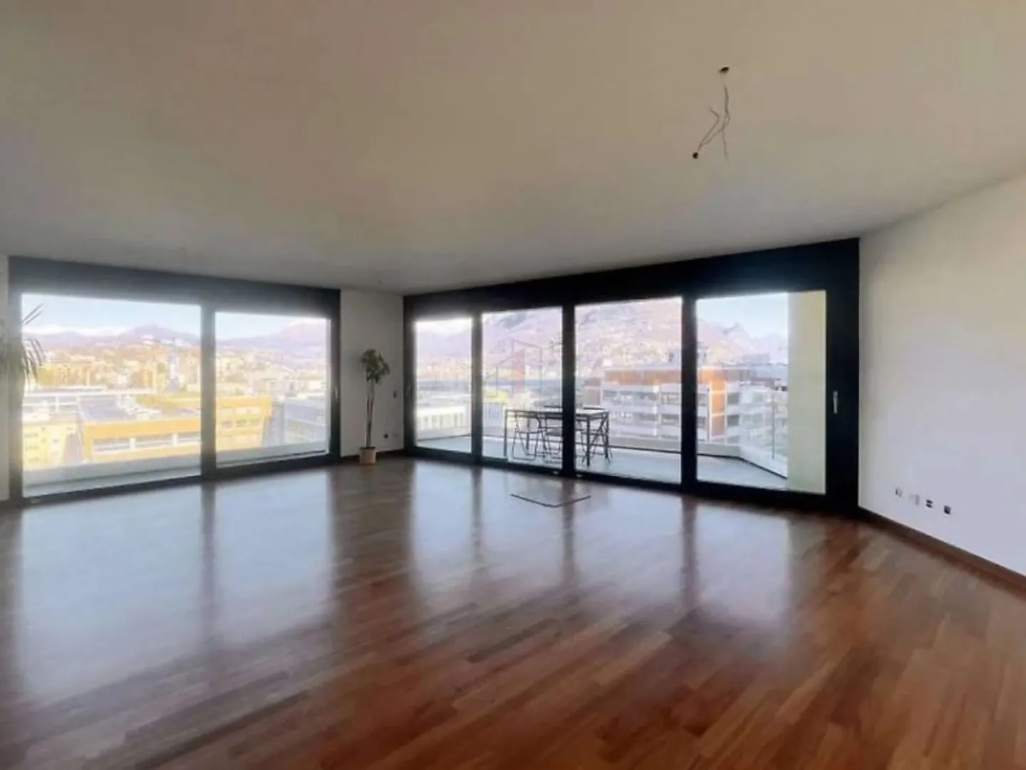 Luxuswohnung mit Seeblick - Foto 2 von 10