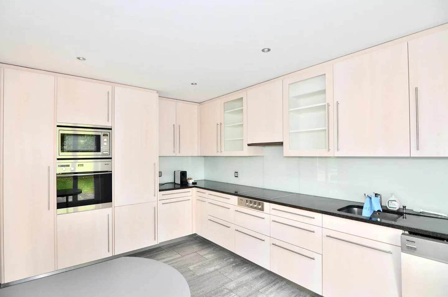 Maison individuelle de 6 1/2 pièces - Photo 3 sur 10