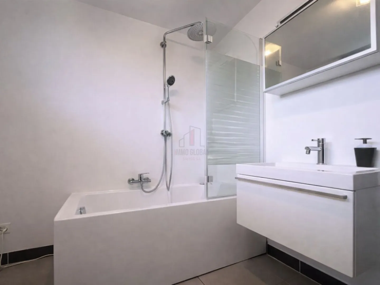 Luxuswohnung mit Seeblick - Foto 8 von 10