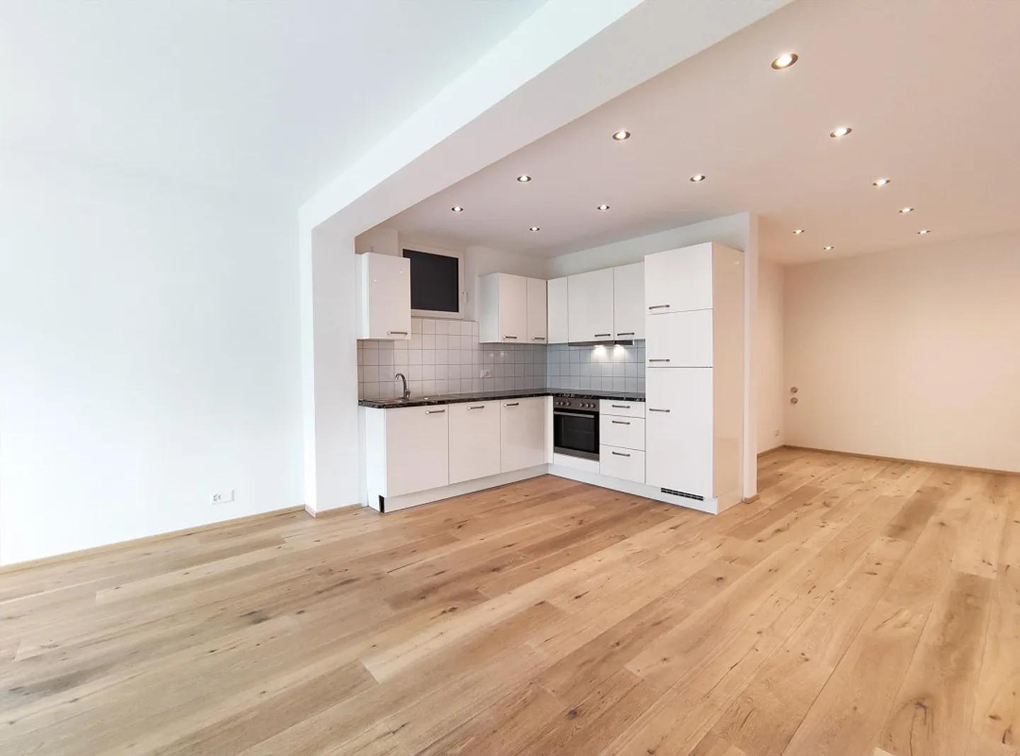 Appartement moderne de 2,5 pièces avec vue sur le Munot - Photo 1 sur 11