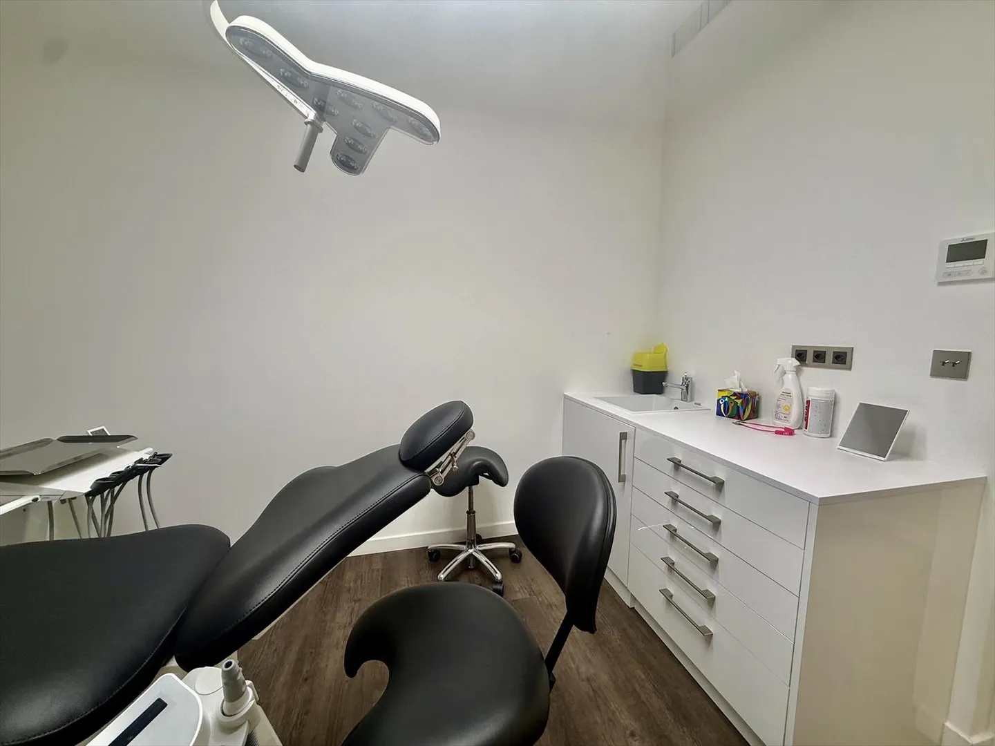 Ufficio medico 5 stanze - Foto 4 di 4