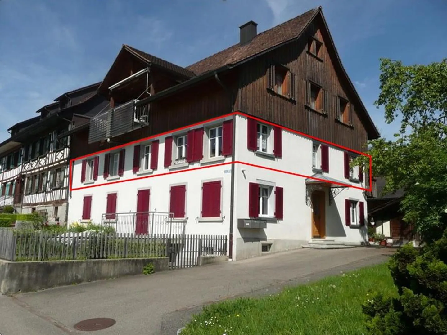 4,5 Zimmer Wohnung, Balkon, zentrale Lage - Foto 3 di 11
