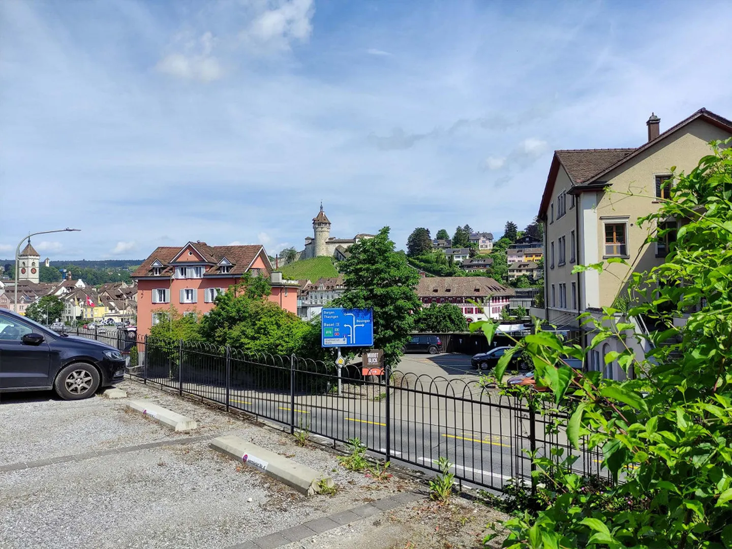 Appartement moderne de 2,5 pièces avec vue sur le Munot - Photo 8 sur 11