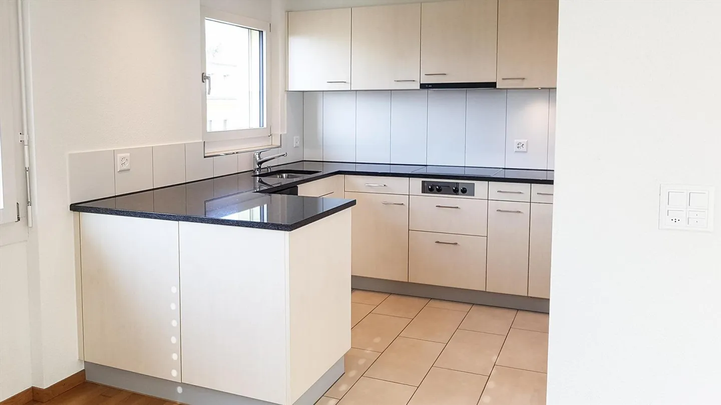 Appartamento di 4,5 stanze a Kerns - Foto 2 di 8