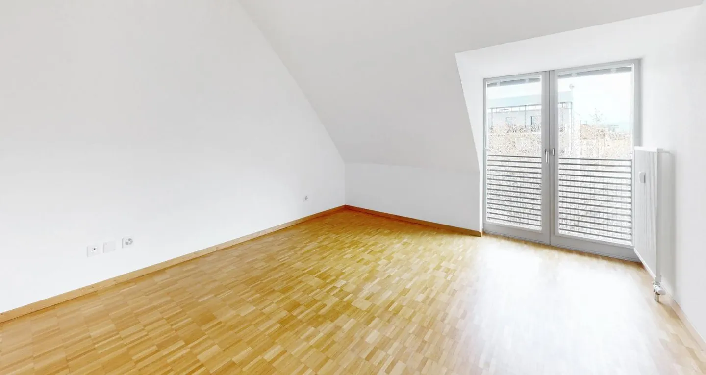 3.5 Room Apartment - Photo 3 of 4