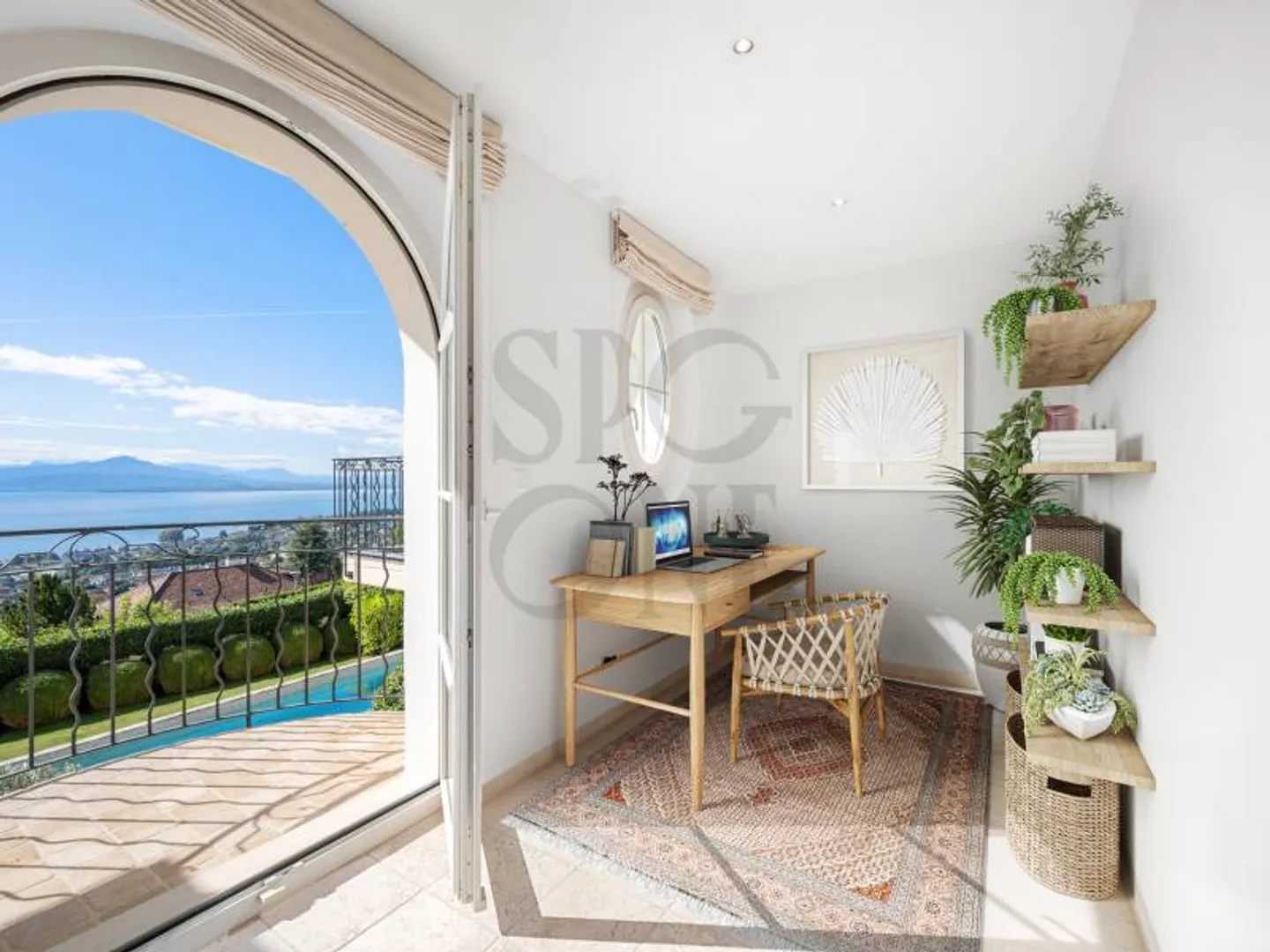 Un santuario mediterraneo tra vigneti e lago - Foto 3 di 6