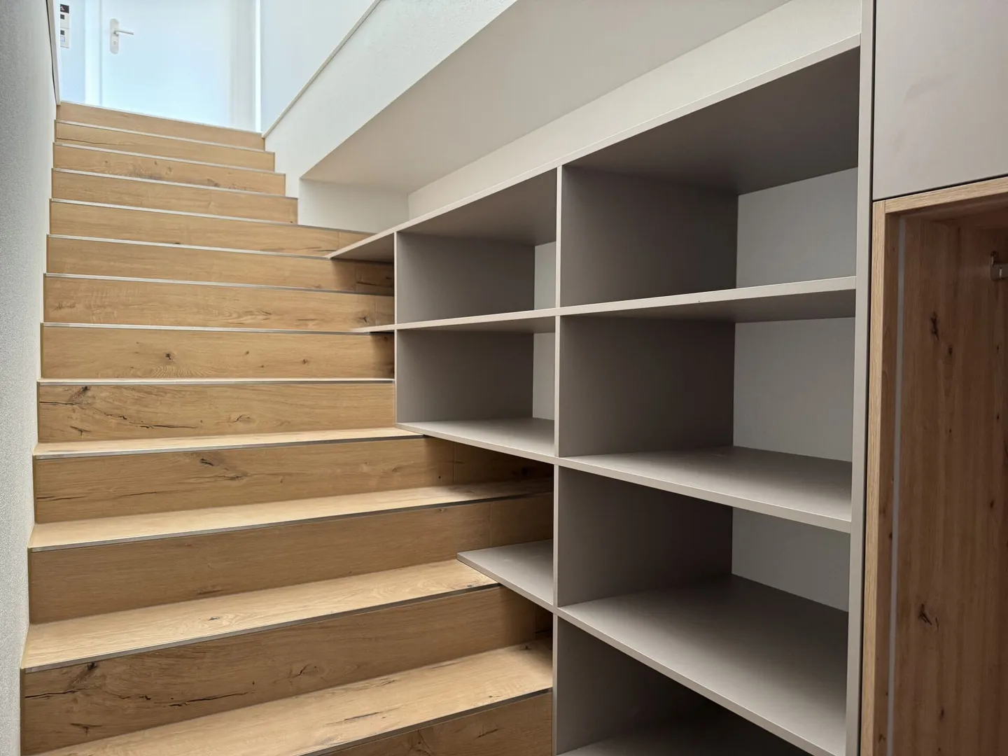 Prima locazione: appartamento mansardato di 4,5 stanze con carattere ad Sutz - Foto 13 di 15