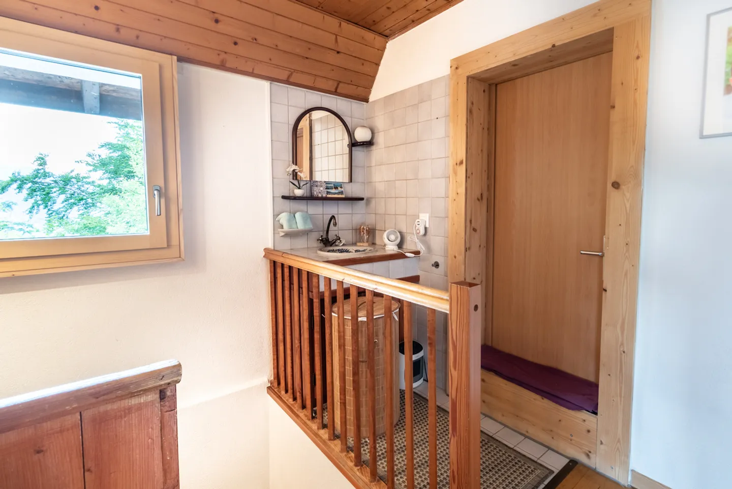 Magnificent renovated chalet on a plot of 3,932 m2 - Photo 11 of 14