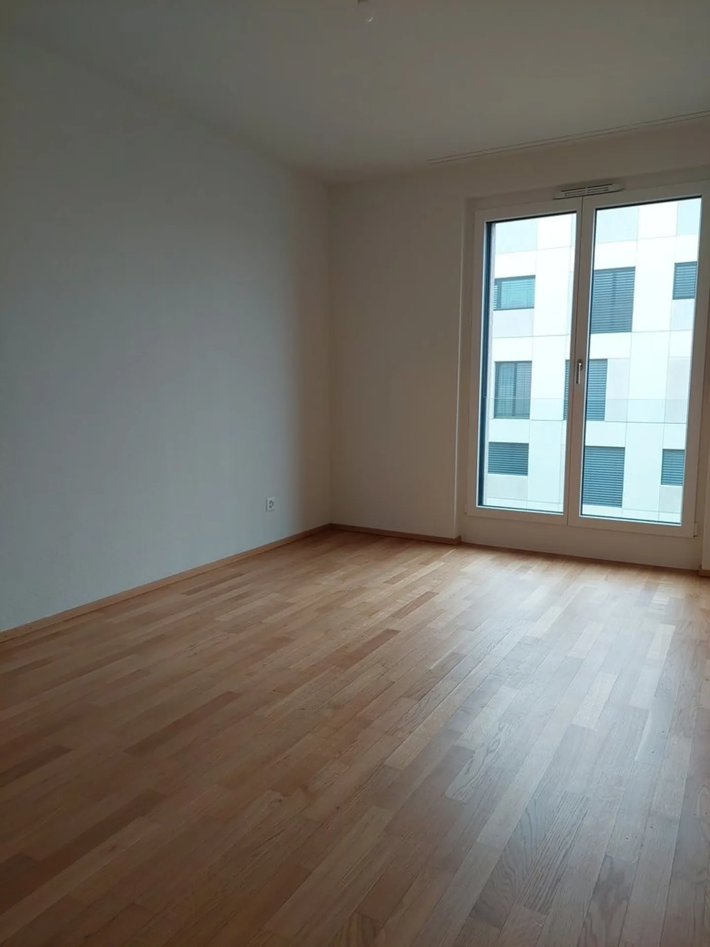 Quartiere Gruvatiez - Spazioso appartamento di 4,5 locali al 3° piano - Foto 5 di 6