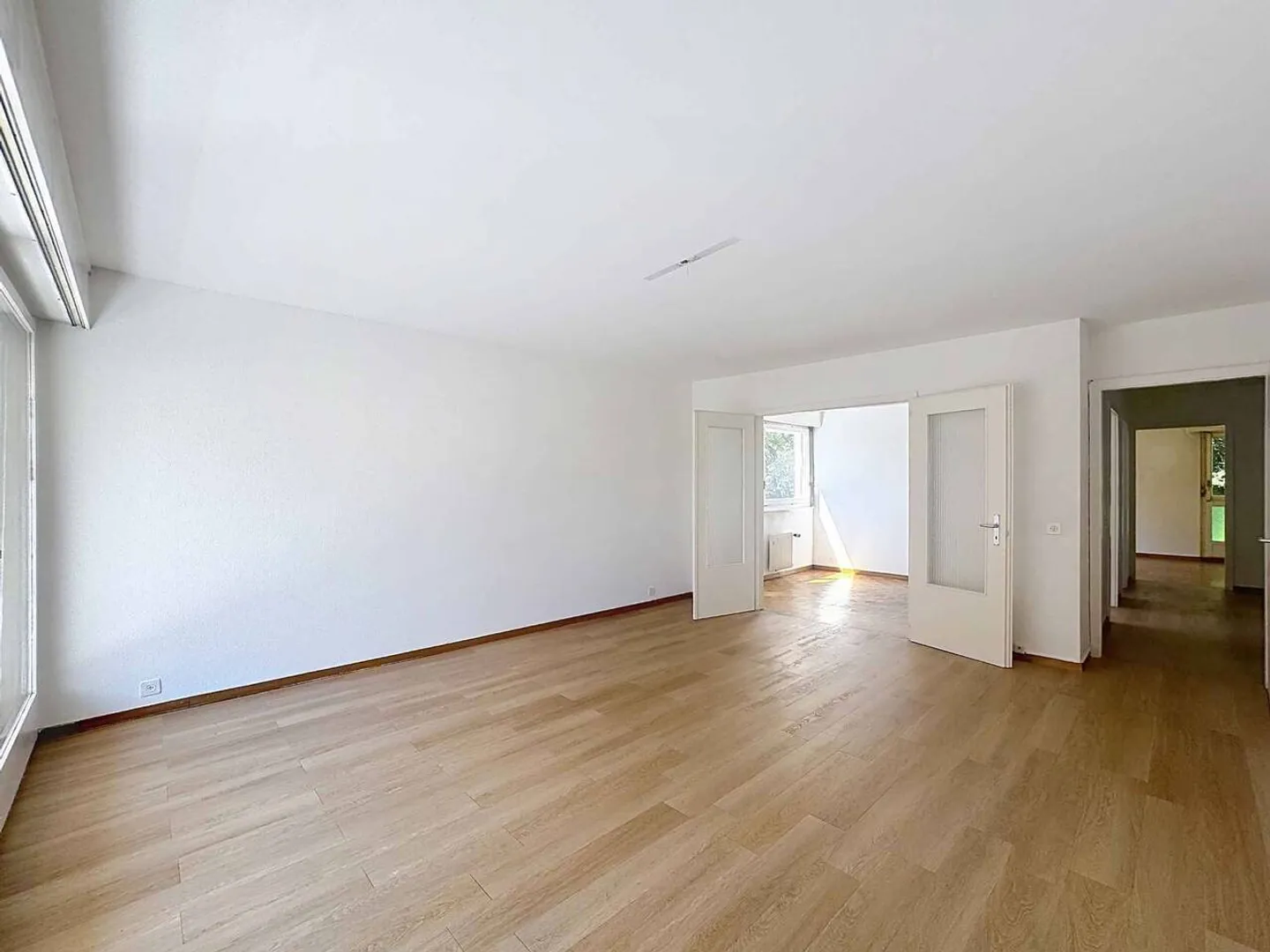 4.5 p di 91 m2 da ristrutturare - 2 balconi + 1 box garage - Foto 4 di 12