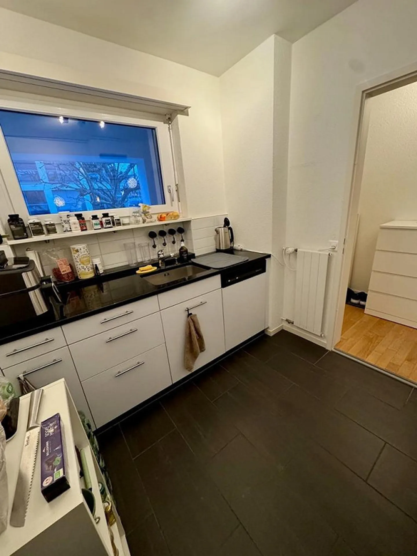 Modernes Studio mit Seeblick - Foto 3 von 9