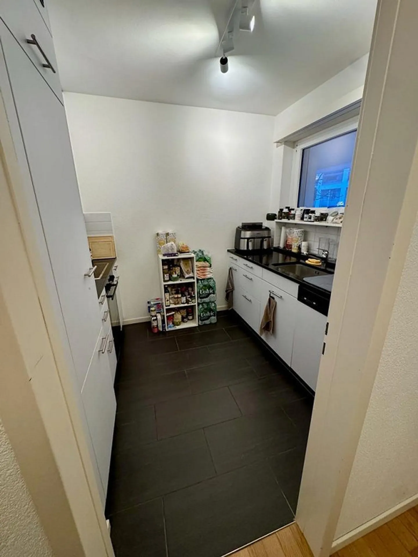 Modernes Studio mit Seeblick - Foto 4 von 9