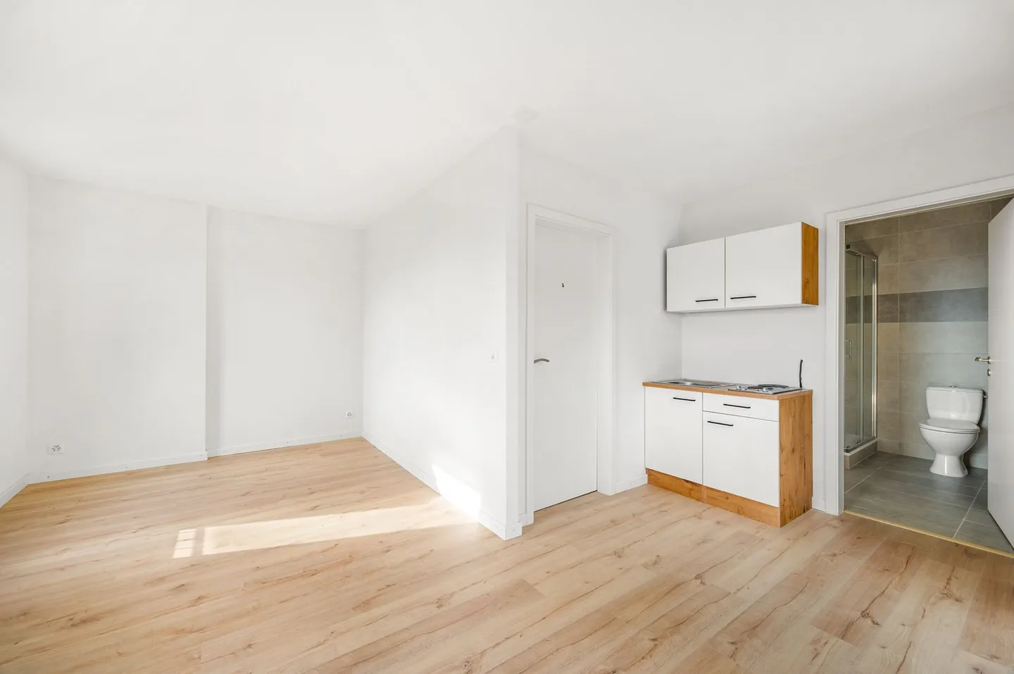 Bâtiment mixte rénové - Photo 9 sur 11