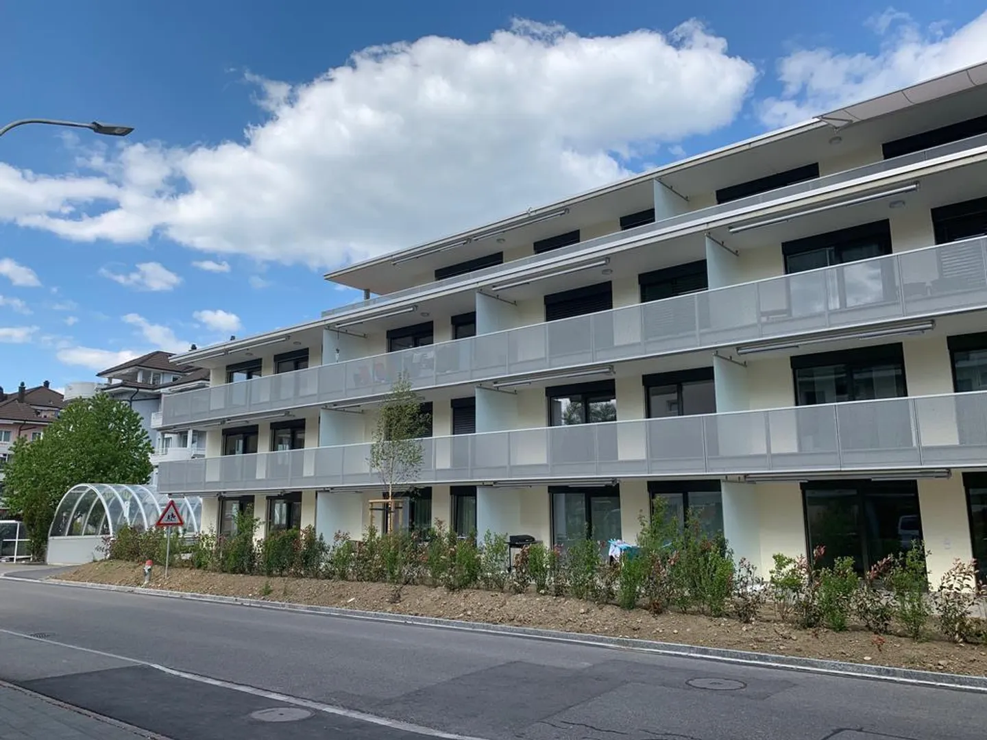 2 1/2-Zimmer-Wohnung mit schönem Sitzplatz - Foto 1 von 6